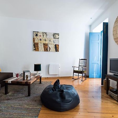 Magnificent Historical City Centre Apart With Terrace Lisbon Exterior photo