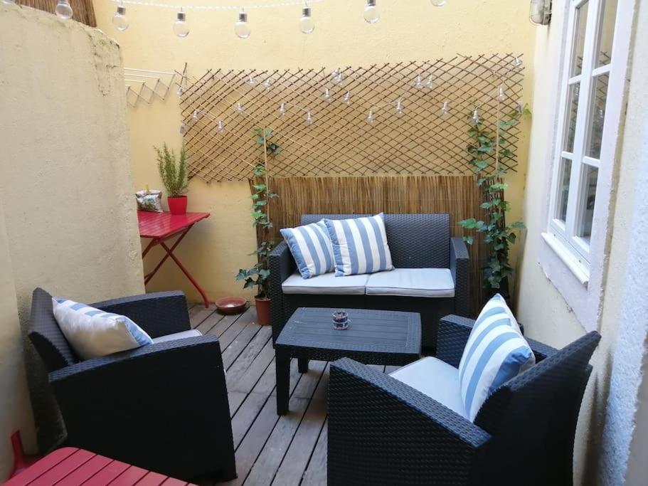 Magnificent Historical City Centre Apart With Terrace Lisbon Exterior photo